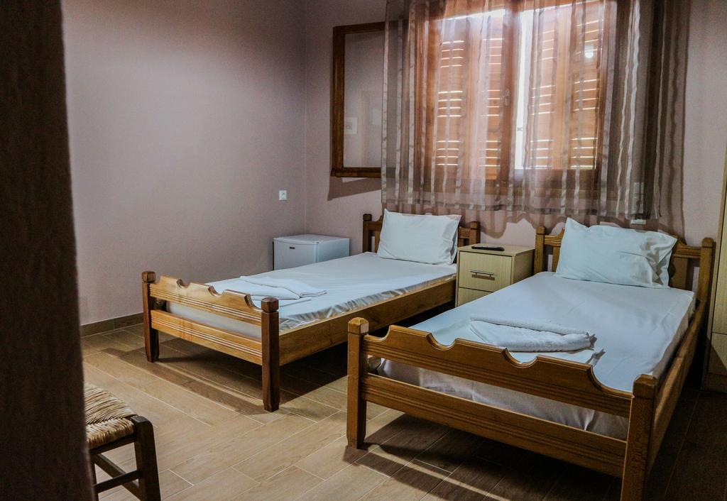 Hotel Elatofilito Athamanio Esterno foto